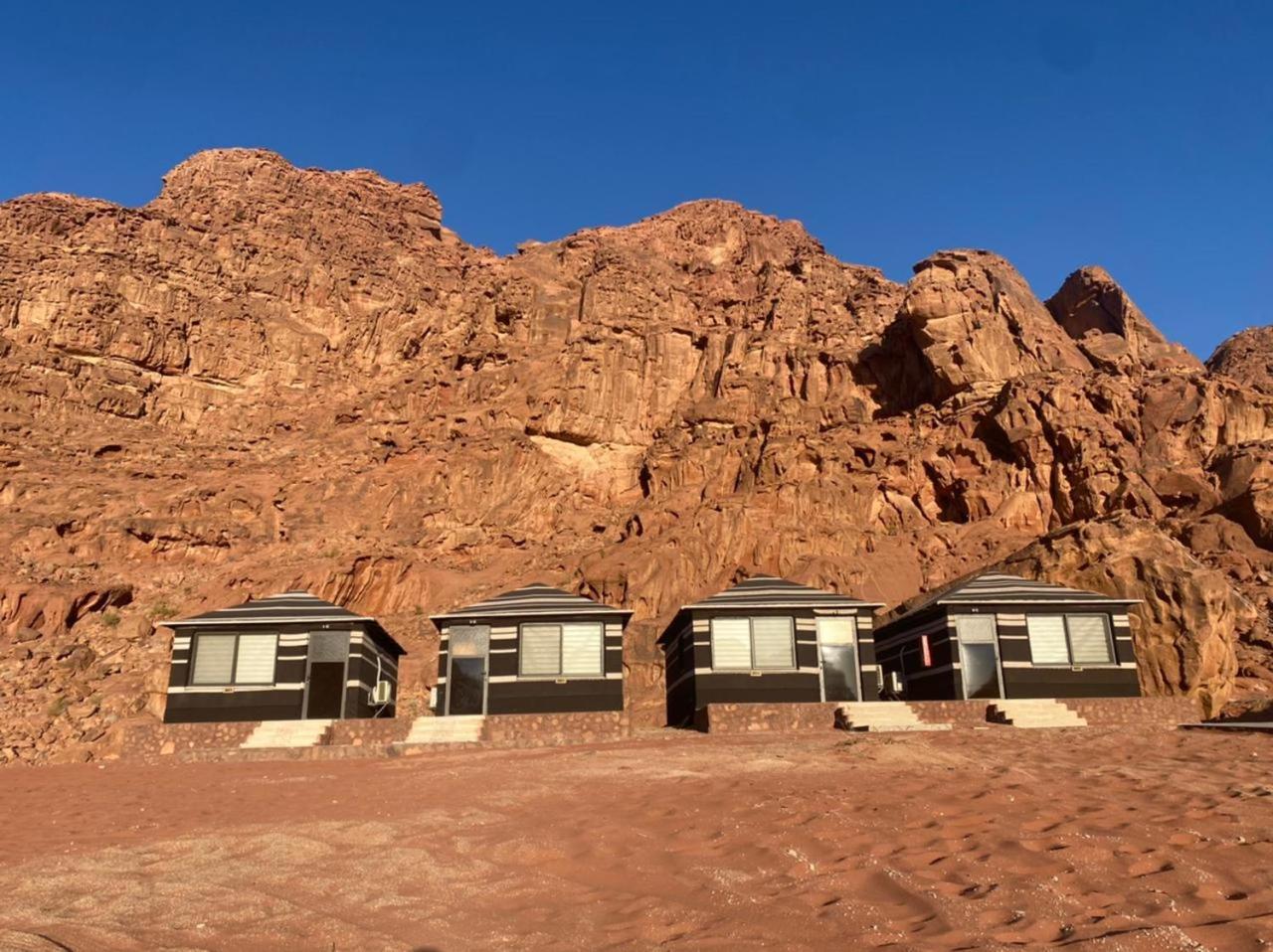 Desert Moon Camp Wadi Rum Exterior photo