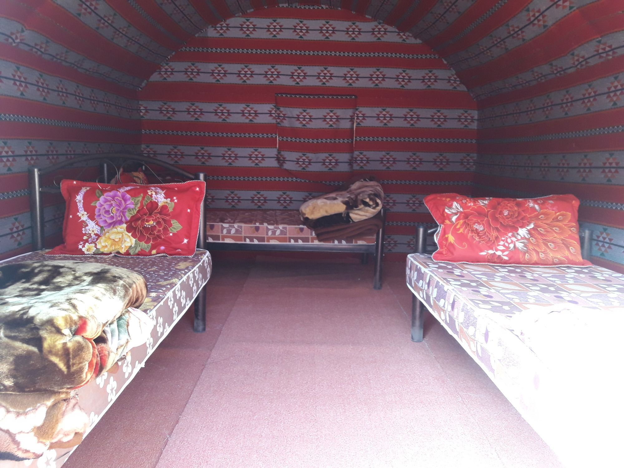 Desert Moon Camp Wadi Rum Exterior photo